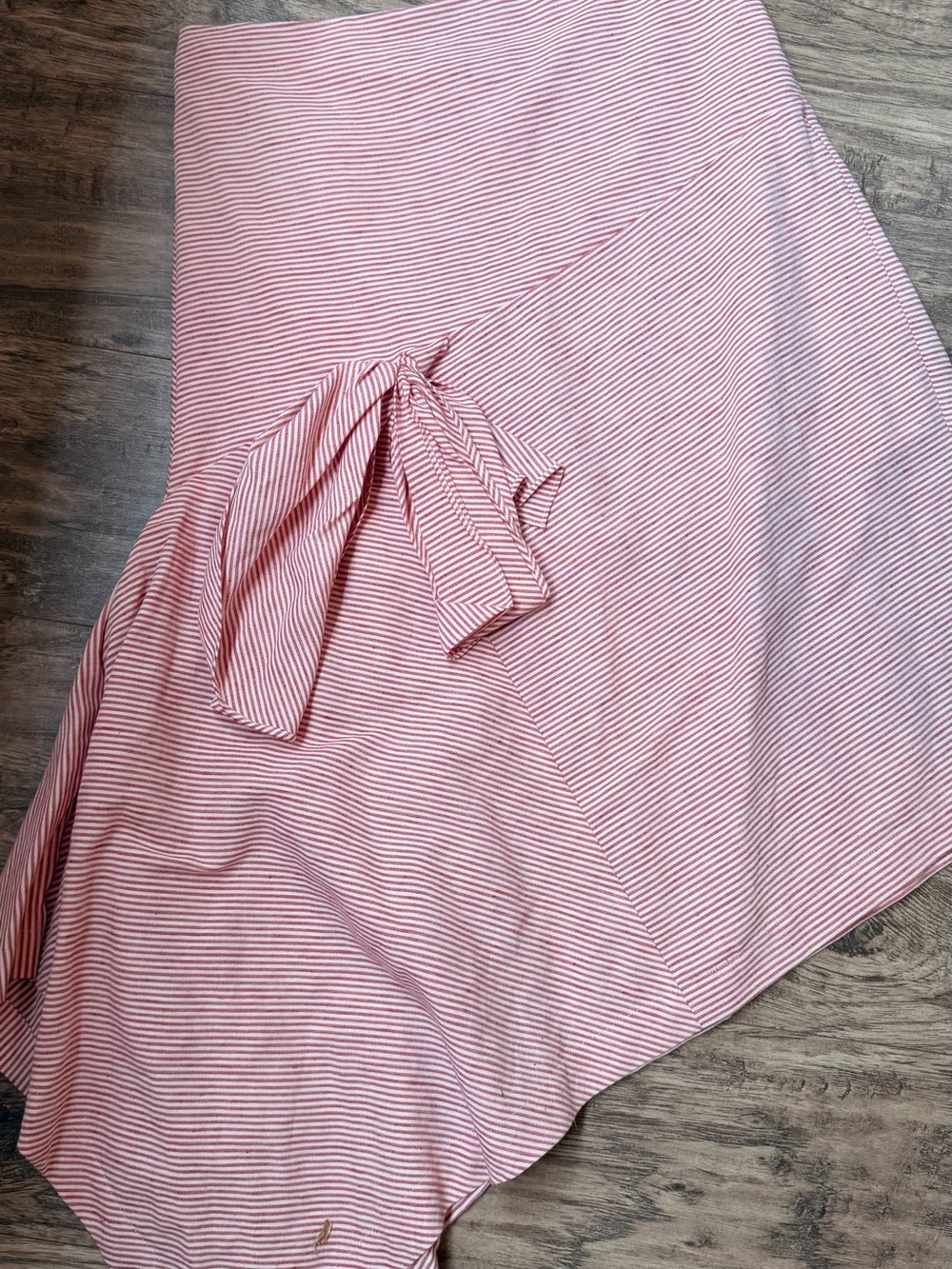 BCBGMaxAzria Pink and White Striped Asymmetrical Tie Skirt